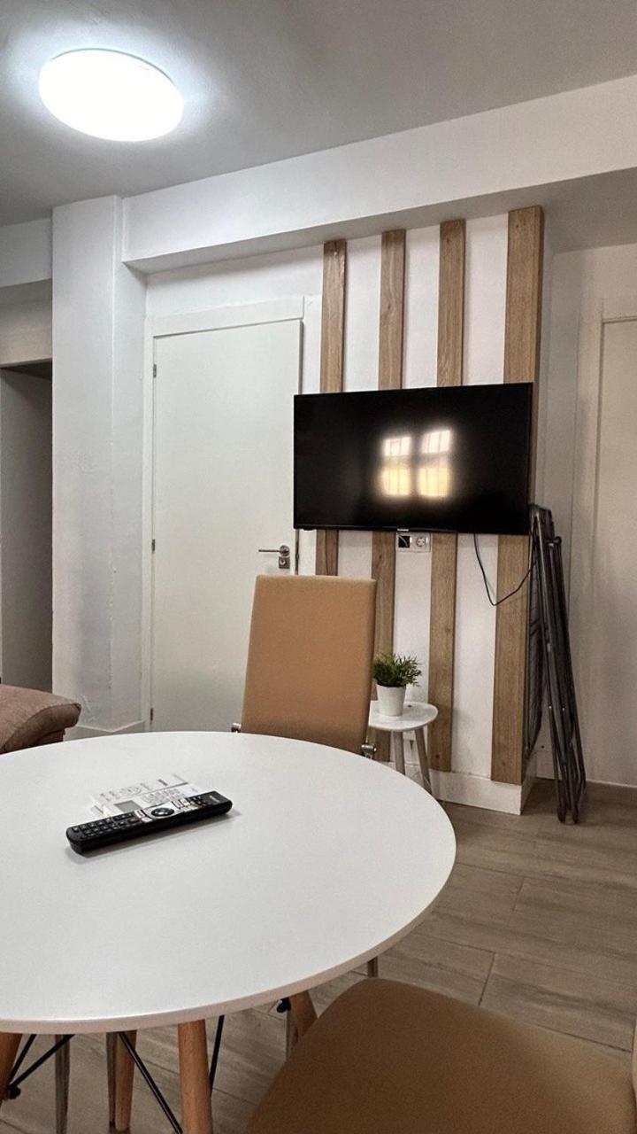 A Pousada Piso Compartido Delyrent Acosta Jaén Exterior foto